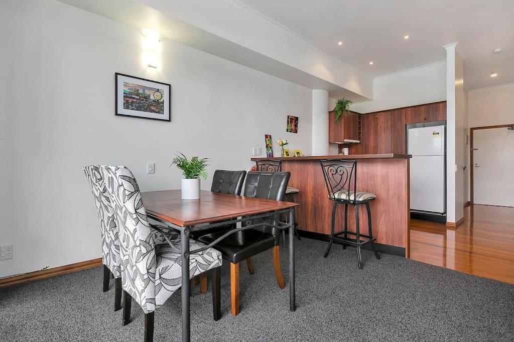 Spacious One Bedroom Apartment On Princes Wharf 오클랜드 외부 사진